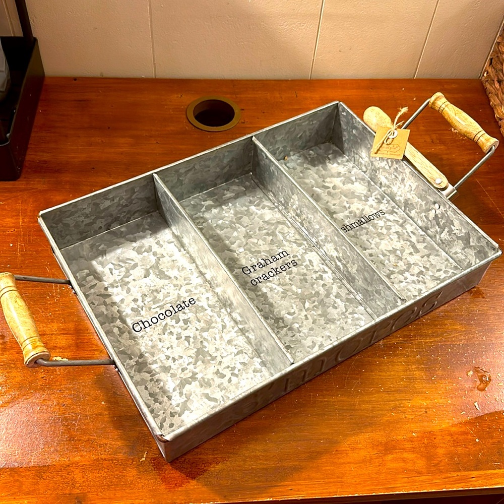 S’mores Tray - Very Cute! brand New!